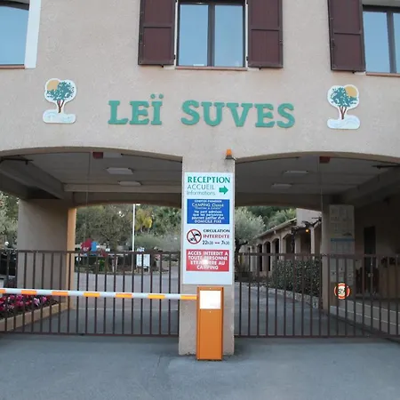 Chalet Harbers Zonvakanties Met Airco Lei Suves Sur Argens *