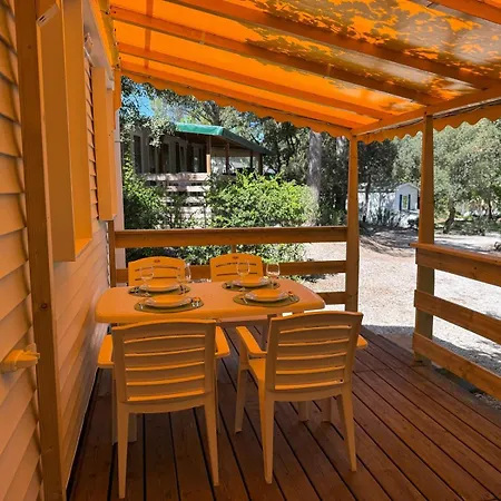 Harbers Zonvakanties Met Airco Lei Suves Sur Argens Chalet *